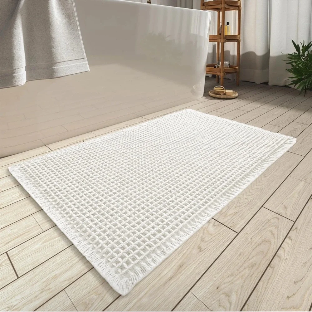 Lucky Brand Bath Mat 20x32” White Soft Waffle Non Slip Machine Washable NWT